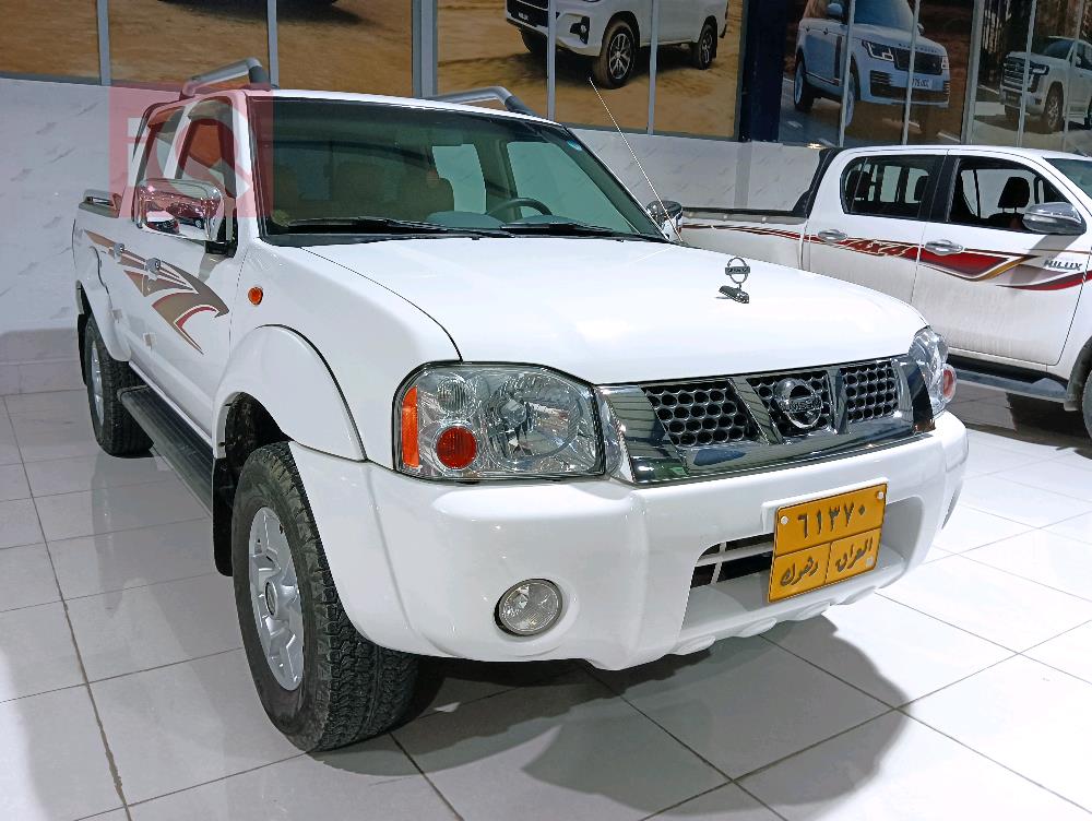 Nissan NP300